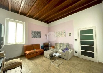 Casa indipendente Via Giuseppe Verdi, Magenta - foto 2