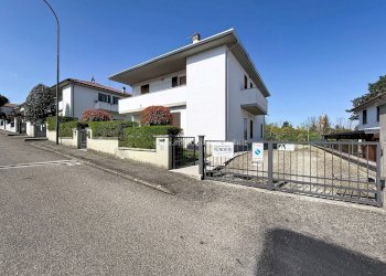Trilocale Via Caduti di Via Fani, Dozza - foto 1