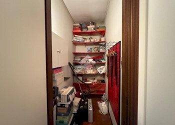 Four-room apartment Via Novara, Oleggio - photo 17
