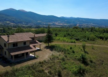 Foto 8 - Villa Nocera Umbra - foto 8