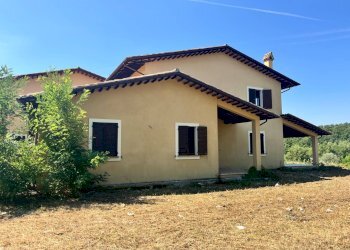 Foto 17 - Villa Nocera Umbra - foto 17