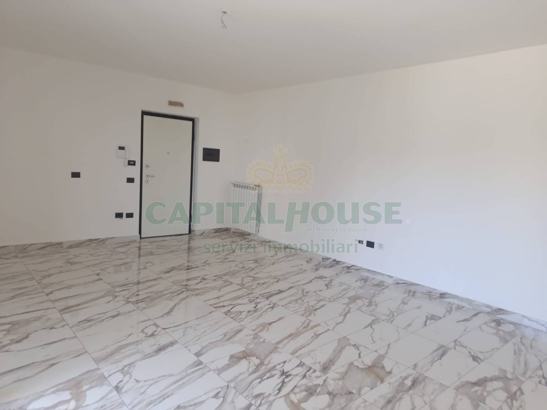 Foto 1 - Three-room apartment viale lincoln, Caserta - photo 1