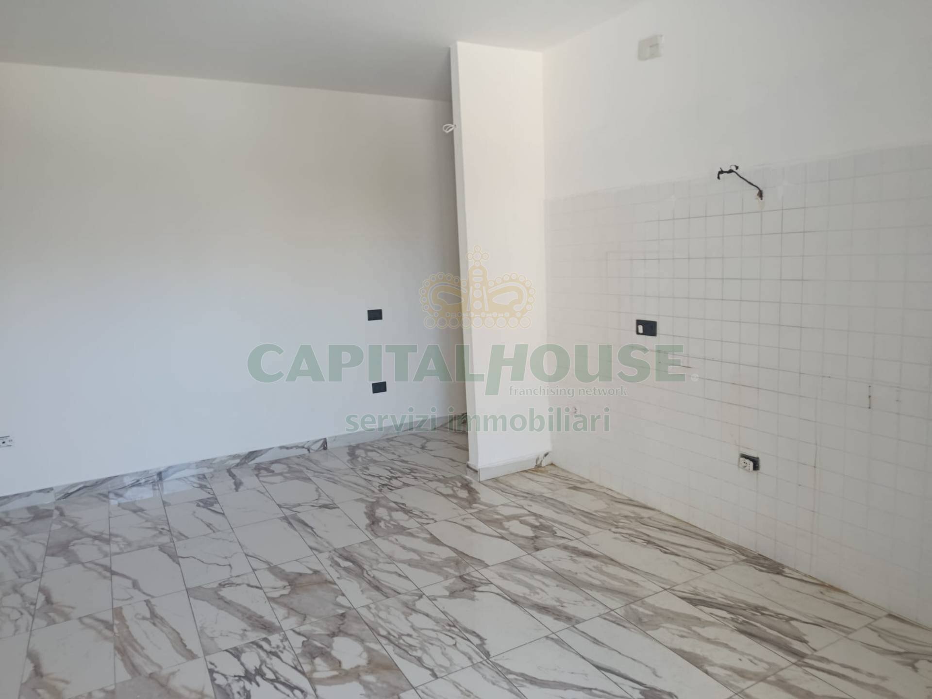 Foto 3 - Three-room apartment viale lincoln, Caserta - photo 3