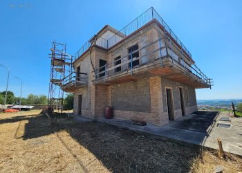 Foto 1 - Villa a Schiera Viale delle Tamerici
 
29, Offida - foto 1