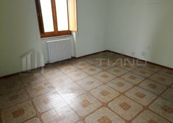 Foto 17 - Three-room apartment VIA XX SETTEMBRE
 
6, Rende - photo 17
