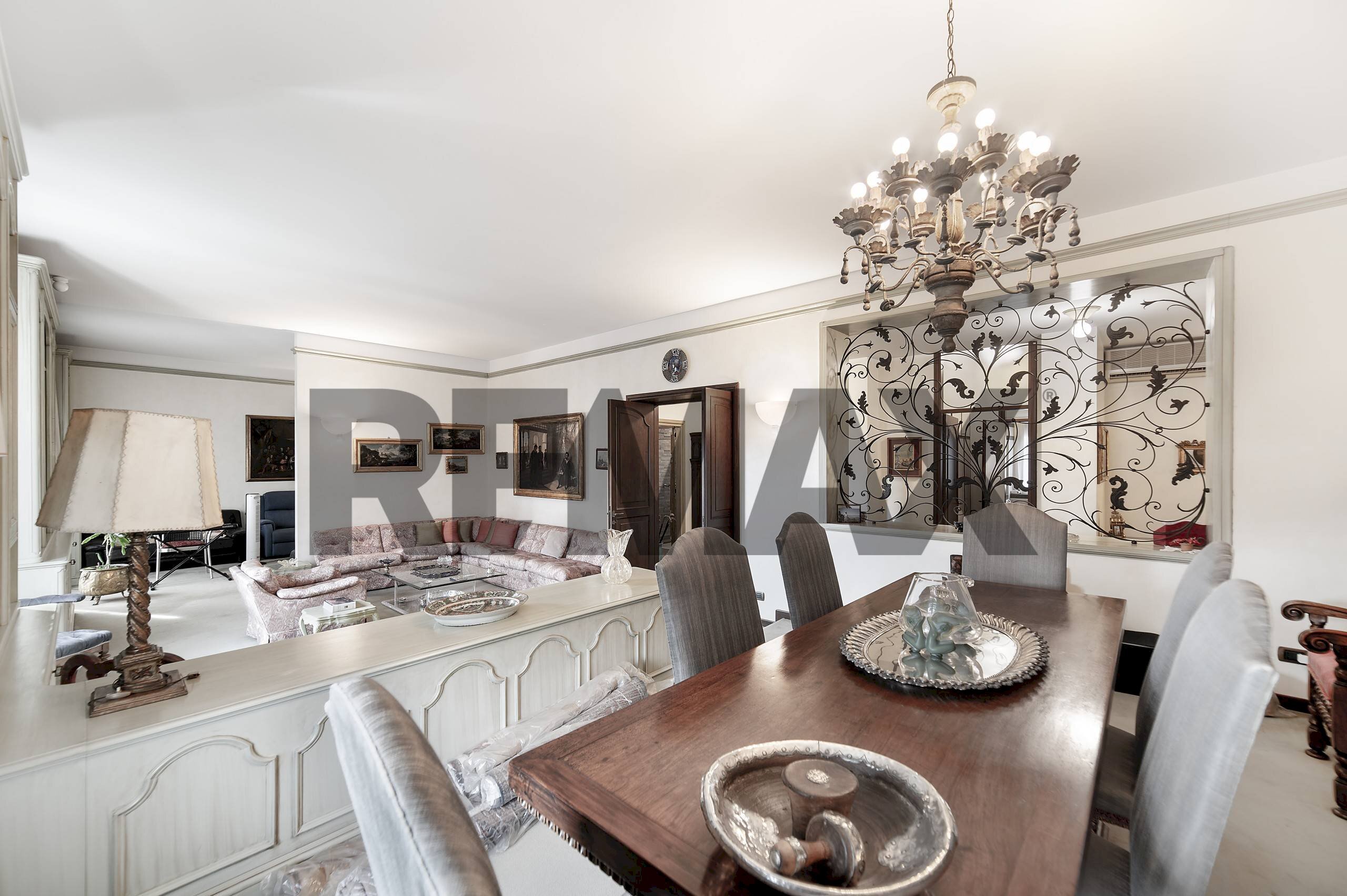 Sala da pranzo - Appartamento VIA PERGOLESI
 
15, Milano - foto 1
