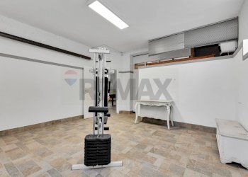 Stanza - Magazzino via Bolzano
11, Garbagnate Milanese - foto 7