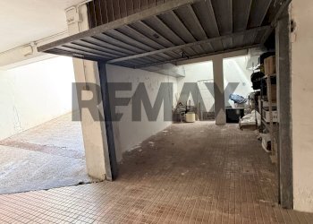 Parcheggio - Apartment Piazza Salerno
 
5, Lecce - photo 24