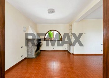 Stanza vuota - Villa Via Delle Robinie
 
5, Nepi - photo 1