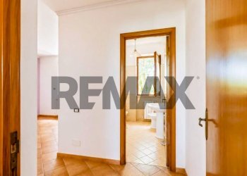 Hall / corridoio - Villa Via Delle Robinie
 
5, Nepi - photo 5