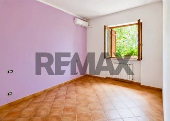 Stanza vuota - Villa Via Delle Robinie
 
5, Nepi - photo 6