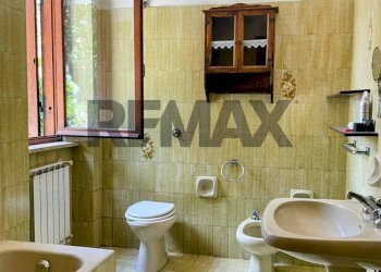 Bagno - Villa Via Delle Robinie
 
5, Nepi - photo 10