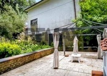Terrazza - Villa Via Delle Robinie
 
5, Nepi - photo 32