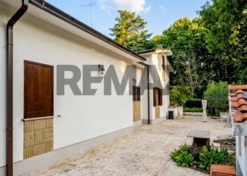 Terrazza - Villa Via Delle Robinie
 
5, Nepi - photo 40