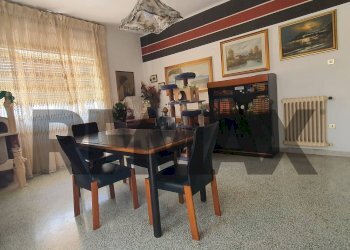 Sala da pranzo - Quadrilocale Via Michele Fiorino
15, Bari - foto 7