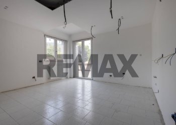 Stanza vuota - Three-room apartment via Contrada tagliabò
 
10, Cocquio-Trevisago - photo 4