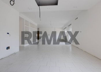 Stanza vuota - Three-room apartment via Contrada tagliabò
 
10, Cocquio-Trevisago - photo 6