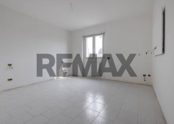 Stanza vuota - Three-room apartment via Contrada tagliabò
 
10, Cocquio-Trevisago - photo 10