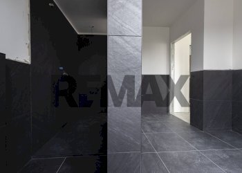 Bagno - Three-room apartment via Contrada tagliabò
 
10, Cocquio-Trevisago - photo 13