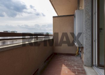Balcone - Three-room apartment via Contrada tagliabò
 
10, Cocquio-Trevisago - photo 16