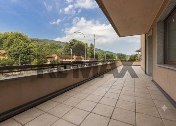 Terrazza - Three-room apartment via Contrada tagliabò
 
10, Cocquio-Trevisago - photo 19