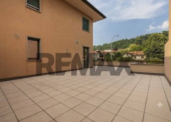 Terrazza - Three-room apartment via Contrada tagliabò
 
10, Cocquio-Trevisago - photo 21