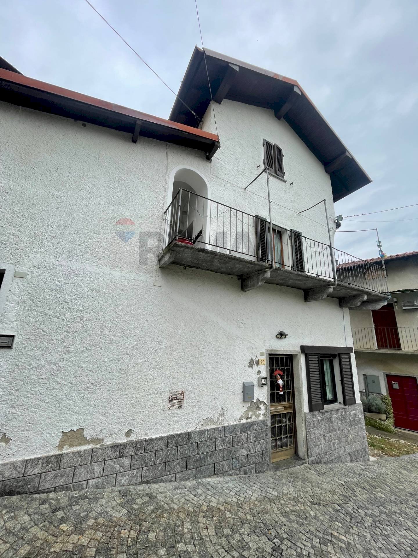 Casa all\'aperto - Casa semi indipendente Giuseppe Mazzini
 
3, Mesenzana - foto 1