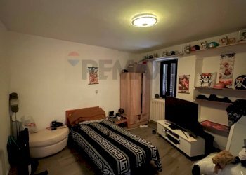 Camera / camera da letto - Casa semi indipendente Giuseppe Mazzini
 
3, Mesenzana - foto 12