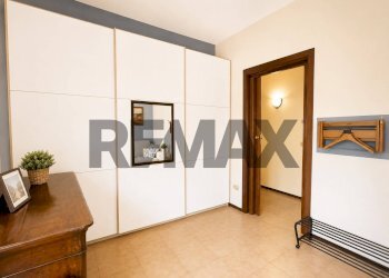 Camera / camera da letto - Three-room apartment Viale Don Ernesto Tentori
 
1, Duno - photo 7