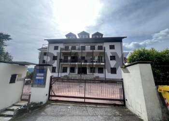 Edificio all\'aperto - Three-room apartment Viale Don Ernesto Tentori
 
1, Duno - photo 11