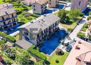 Casa all\'aperto - Trilocale Via San Camillo
 
55, Marchirolo - foto 4