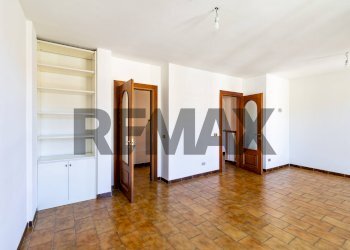 Stanza vuota - Trilocale Via San Camillo
 
55, Marchirolo - foto 11