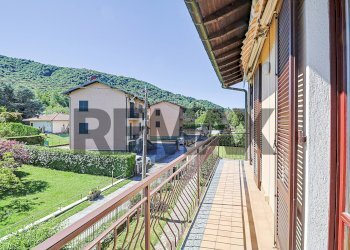 Balcone - Trilocale Via San Camillo
 
55, Marchirolo - foto 22