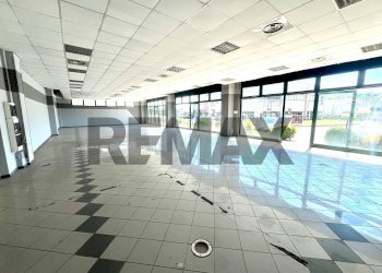 Piscina - Commercial Activity Via Molino della Prea
25, Gemonio - photo 5