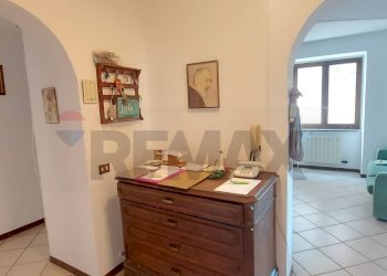 Hall / corridoio - Casa semi indipendente Via Borghetto
 
2, Castello Cabiaglio - foto 7