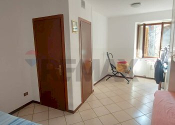 Camera / camera da letto - Casa semi indipendente Via Borghetto
 
2, Castello Cabiaglio - foto 12