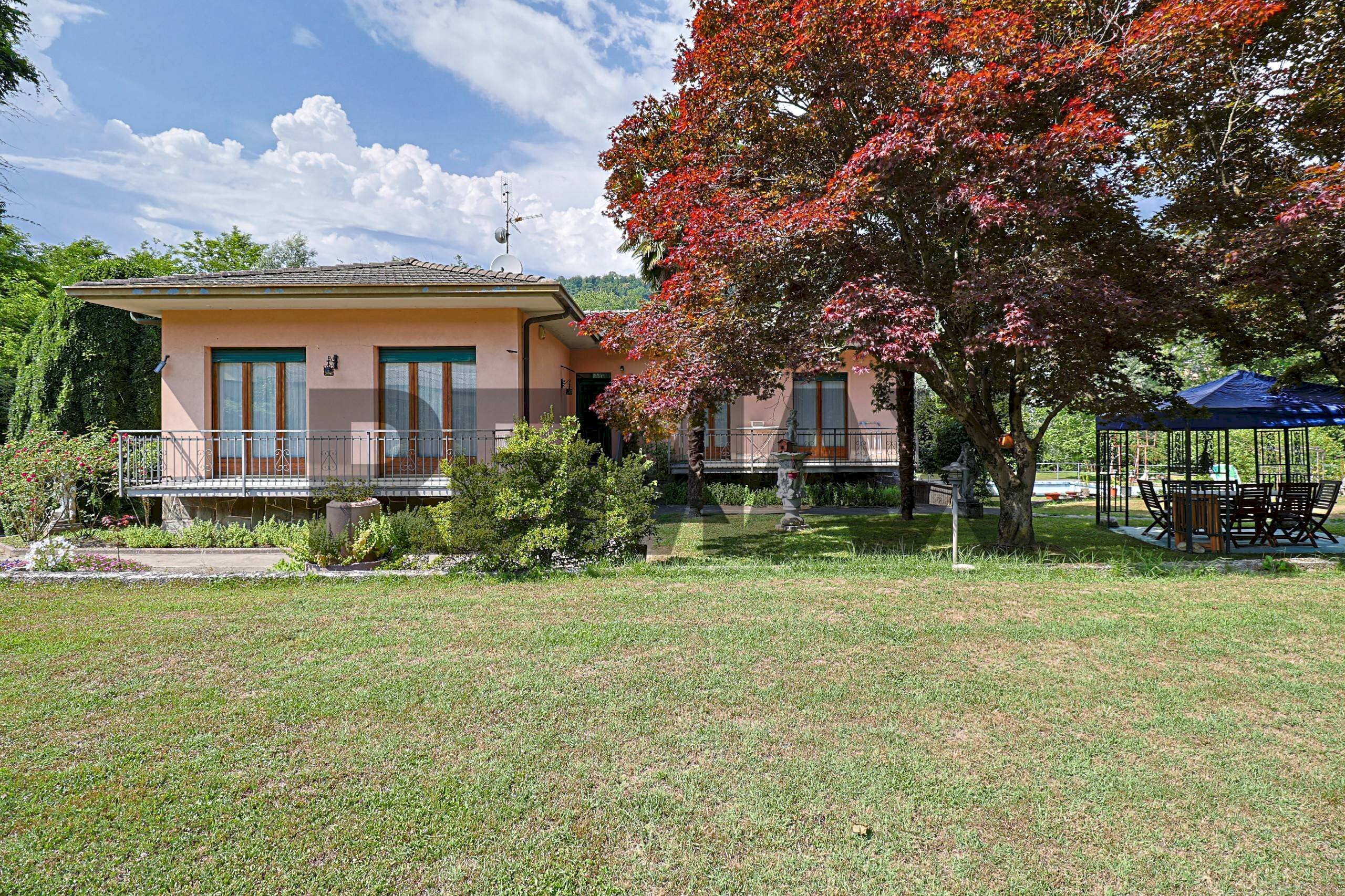 Casa all\'aperto - Villa Via Provinciale
 
52, Cremenaga - photo 1