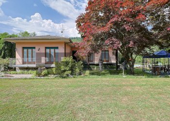 Casa all\'aperto - Villa Via Provinciale
 
52, Cremenaga - photo 1
