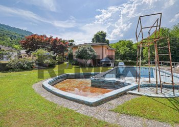 Piscina - Villa Via Provinciale
 
52, Cremenaga - photo 28