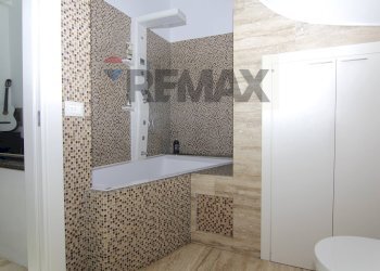 Bagno - Villa via scogno
 
1 F, Marchirolo - photo 13