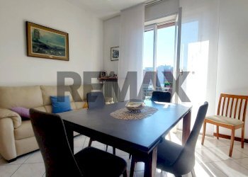 Sala da pranzo - Trilocale VIA SAN MICHELE DEL CARSO
 
80, Varese - foto 5