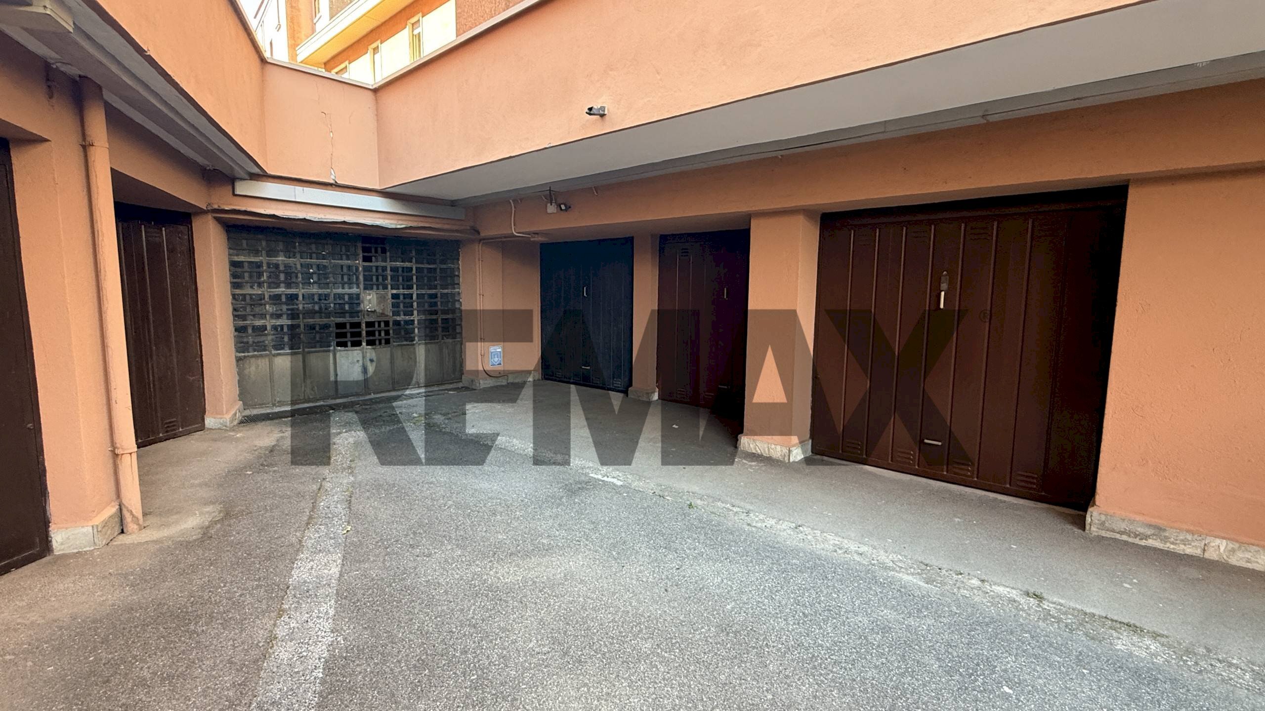 Parcheggio - Box VIALE VALGANNA
 
29, Varese - foto 1