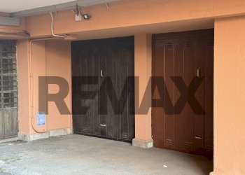 Stanza vuota - Box VIALE VALGANNA
 
29, Varese - foto 2