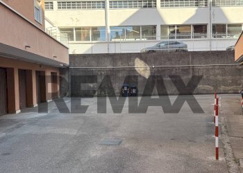 Edificio all\'aperto - Box VIALE VALGANNA
 
29, Varese - foto 3