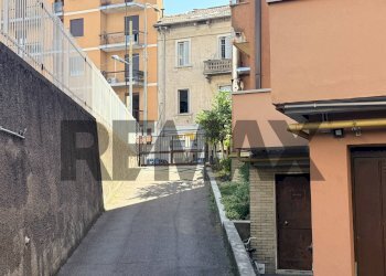 Edificio all\'aperto - Box VIALE VALGANNA
 
29, Varese - foto 11