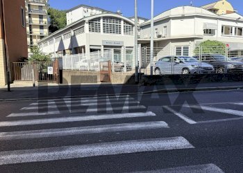Edificio all\'aperto - Box VIALE VALGANNA
 
29, Varese - foto 12