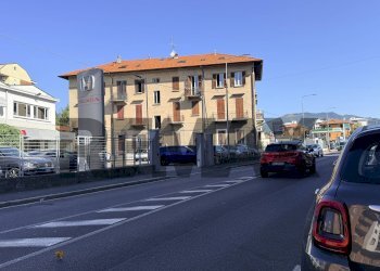 Edificio all\'aperto - Box VIALE VALGANNA
 
29, Varese - foto 13