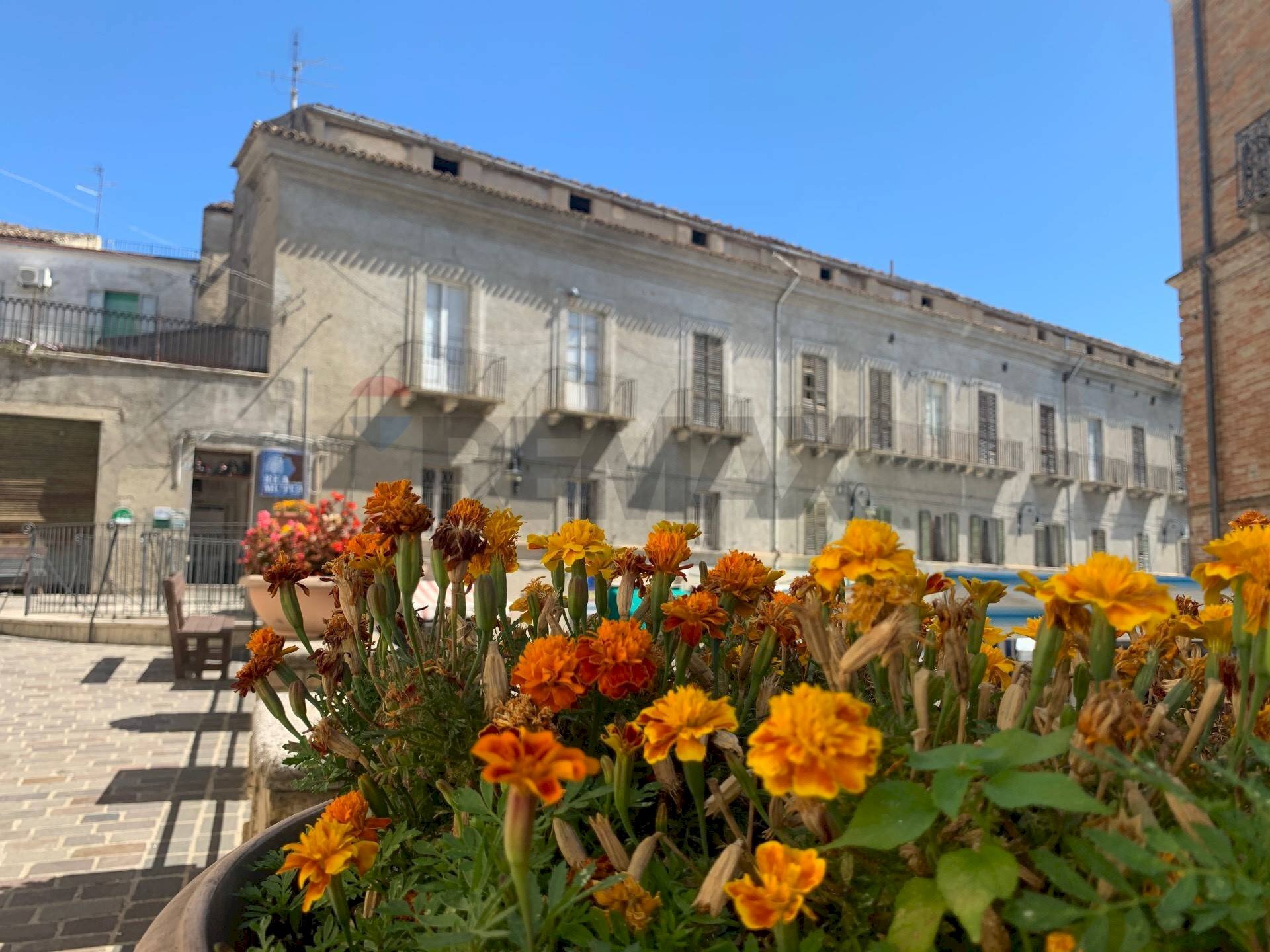 Edificio all\'aperto - Castello Piazza De Reisis
 
0, Scerni - foto 1