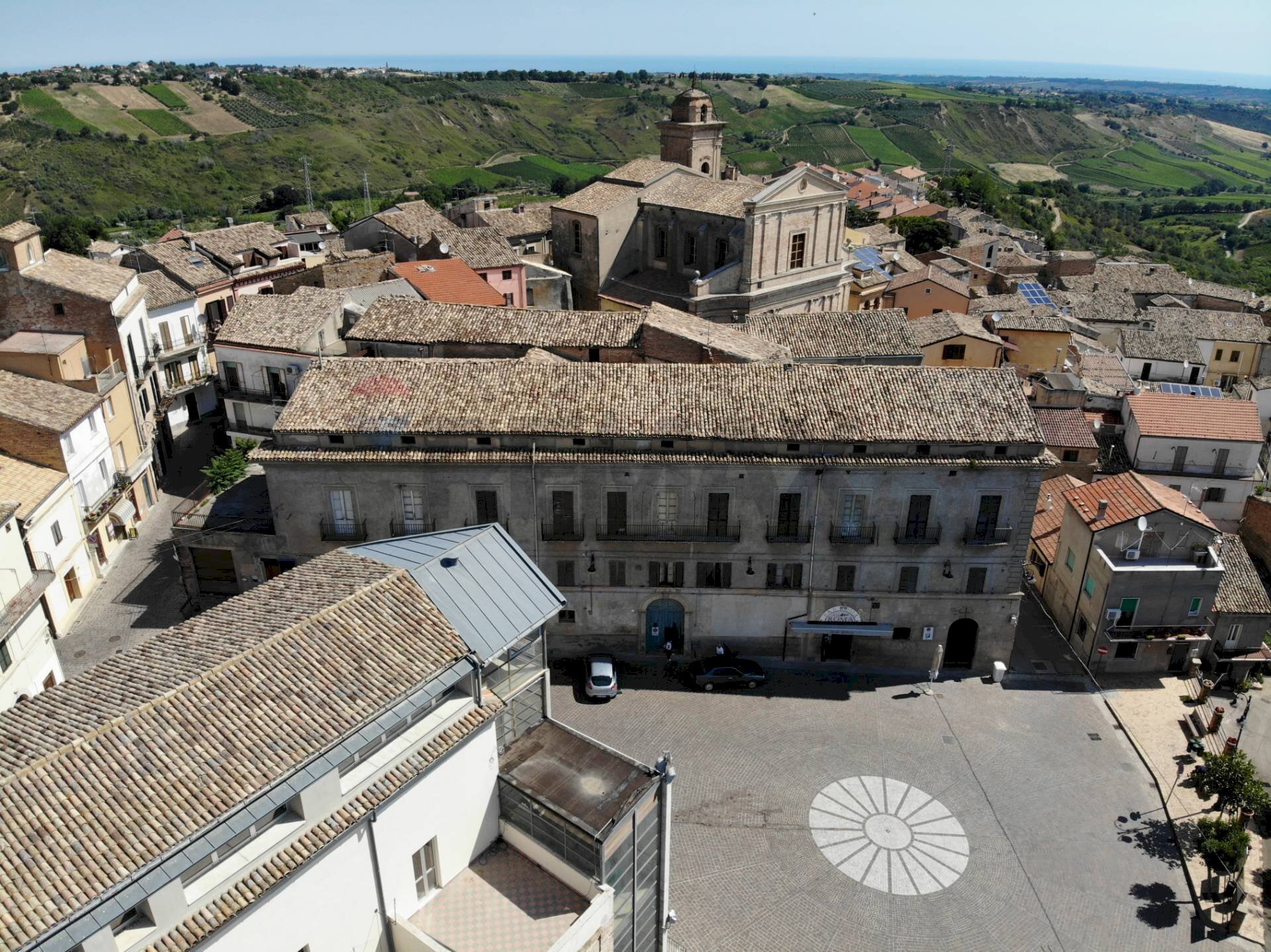 Edificio all\'aperto - Castello Piazza De Reisis
 
0, Scerni - foto 2
