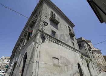 Edificio all\'aperto - Castle Piazza De Reisis
 
0, Scerni - photo 6